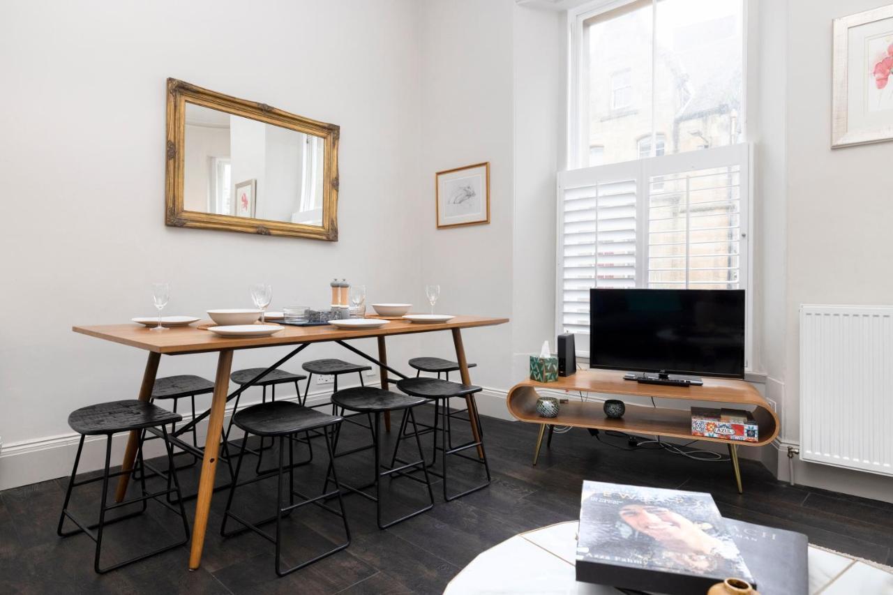 Joivy Sophisticated Apt Near Edinburgh Castle Dış mekan fotoğraf