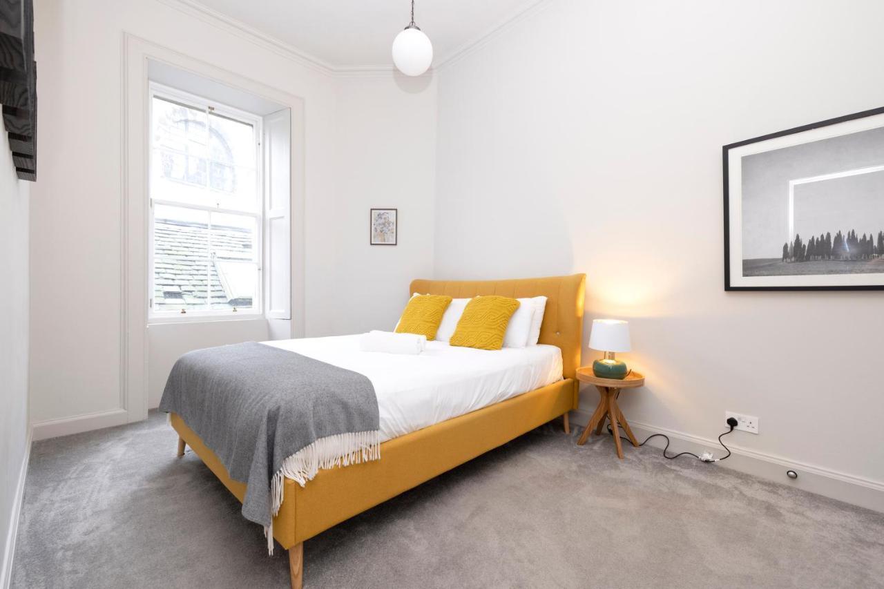 Joivy Sophisticated And Bright 4Br Apt Near Edinburgh Castle Daire Dış mekan fotoğraf